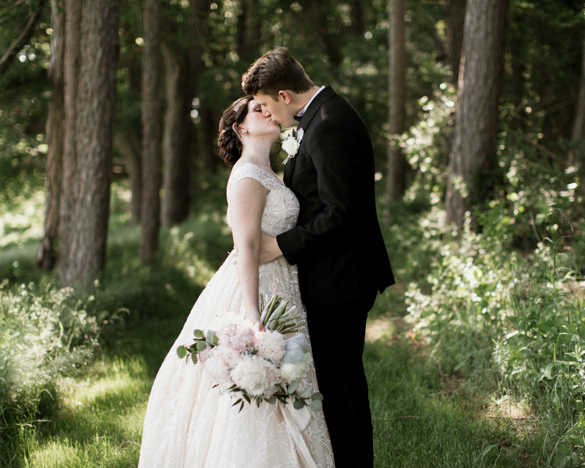 Crane Estate Wedding, Ipswich Wedding Flowers, Wedding Portraits, Bride, Bridesmaids, wedding formals